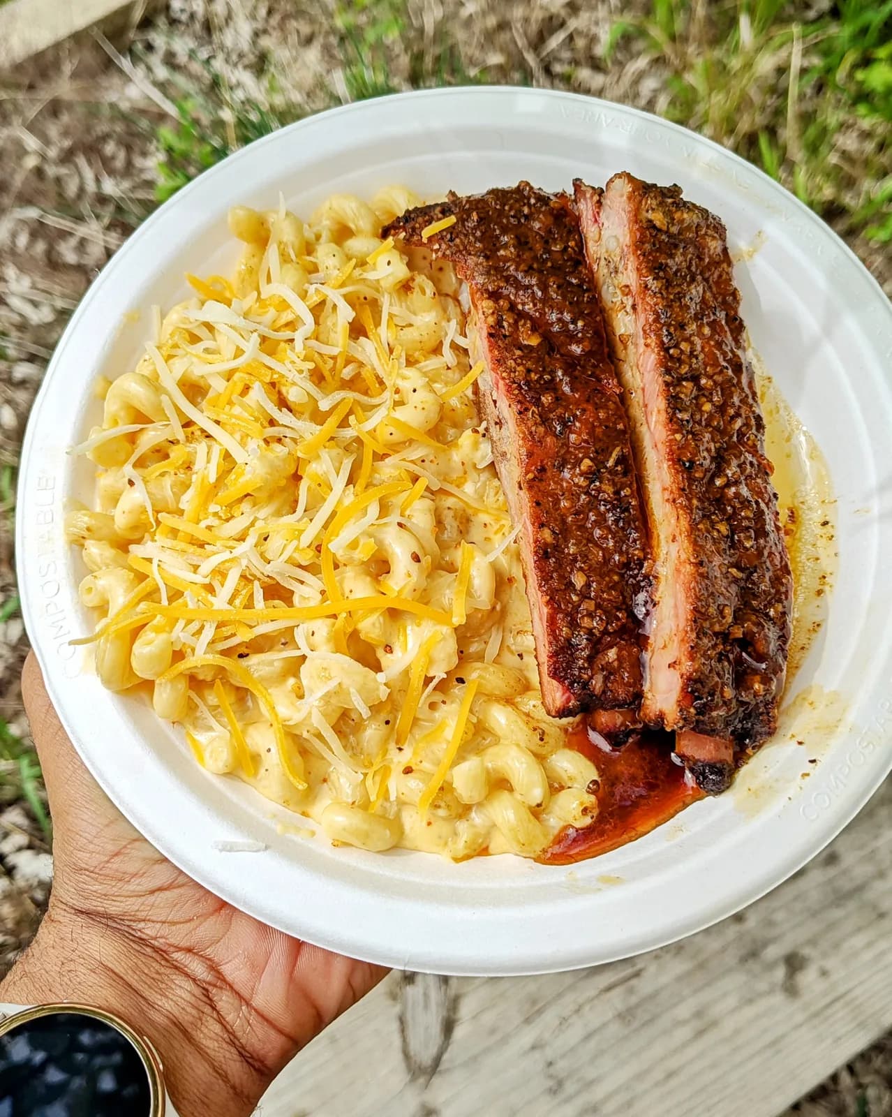 Mac and cheese with ribs